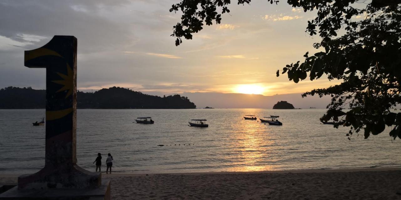 Fun Pangkor * Pekan Pangkor